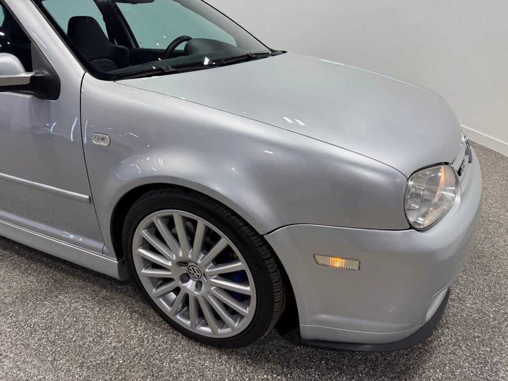 Used 2004 Volkswagen R32 image 21