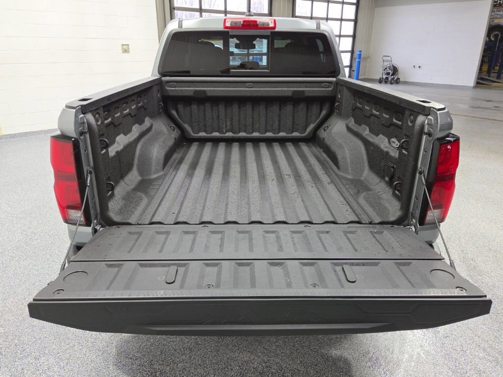 Used 2024 Chevrolet Colorado Z71 w/ Z71 Convenience Package 2 image 38