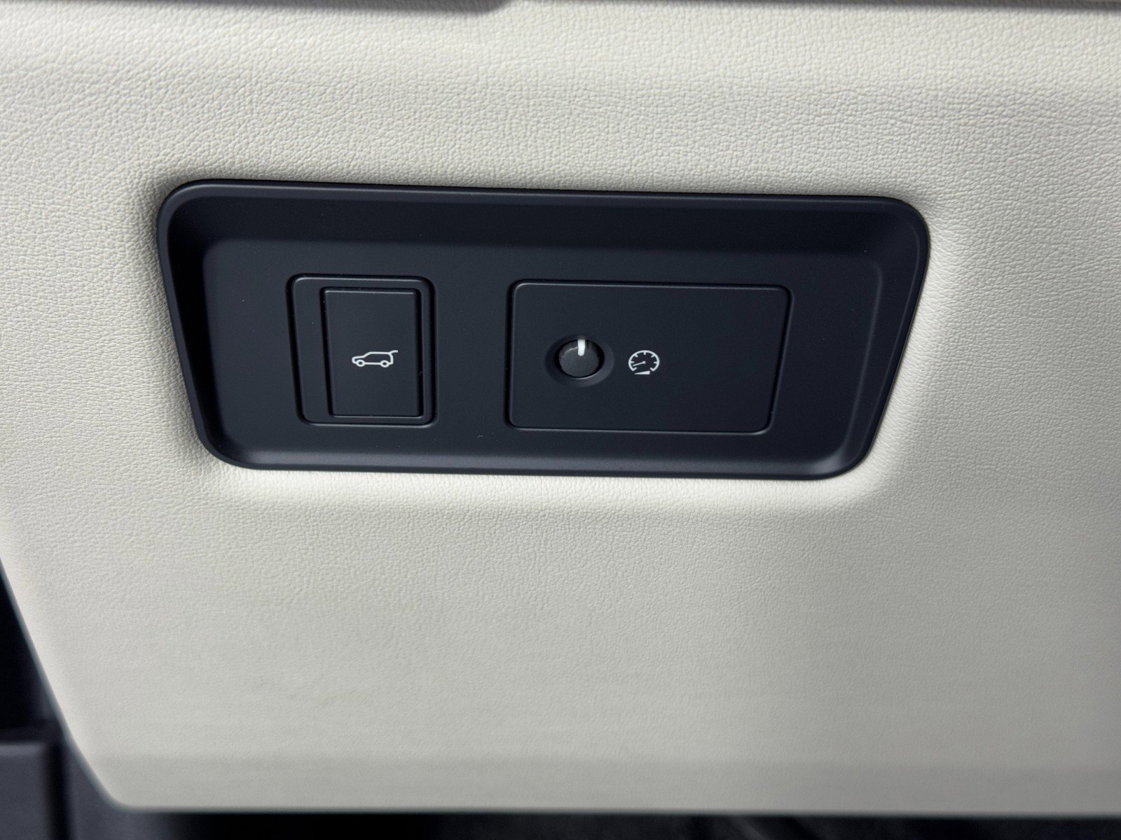 Used 2021 Land Rover Range Rover P525 Westminster Edition image 20