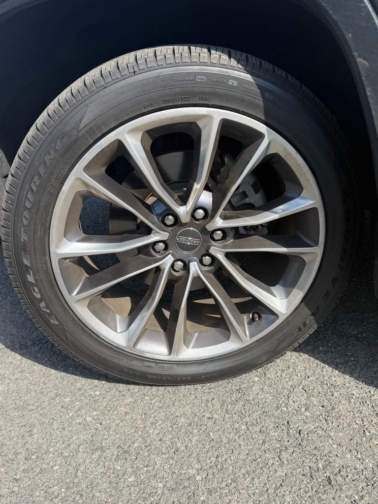 Used 2022 Jeep Wagoneer Series II w/ Premium Group I image 6