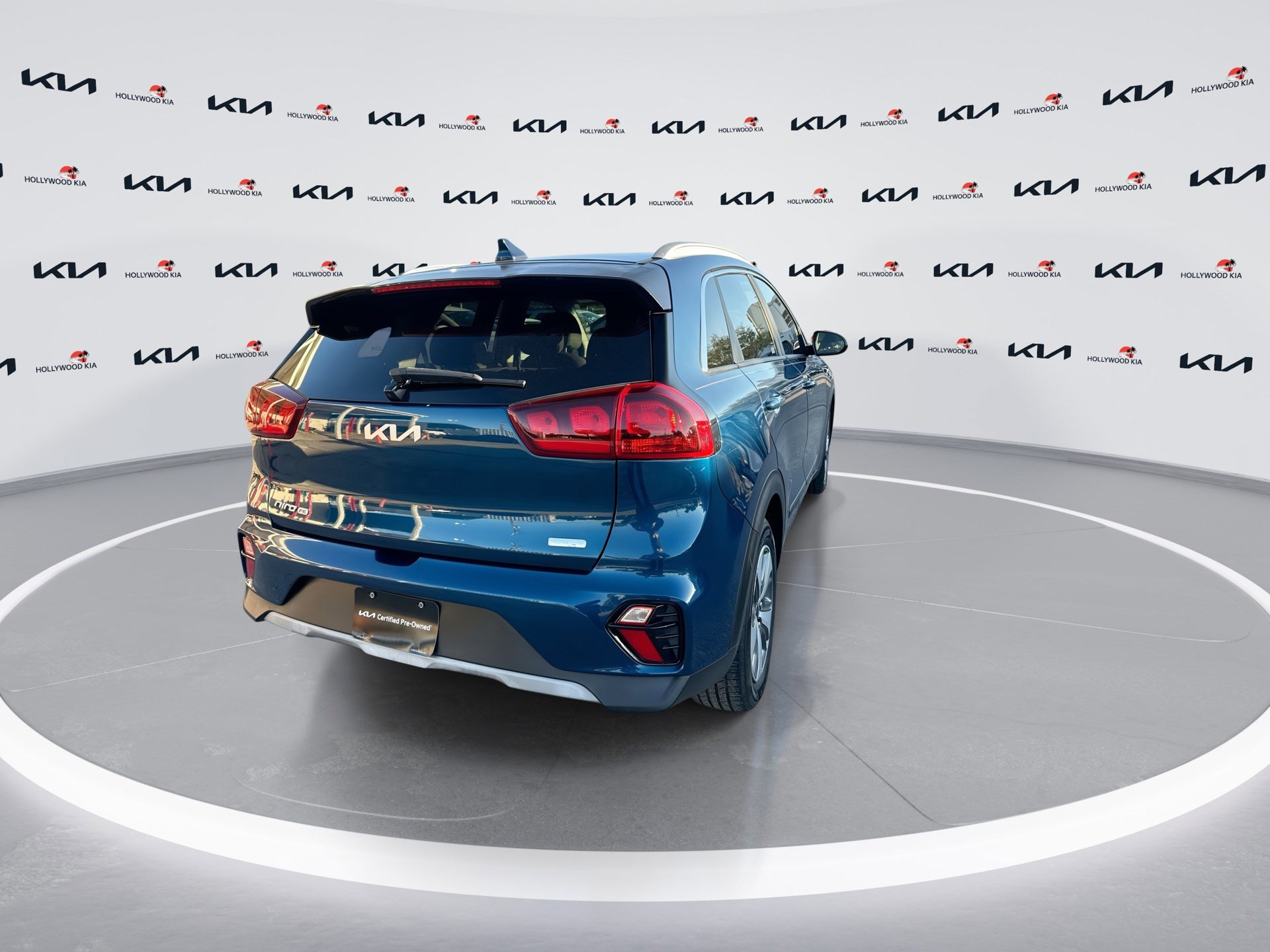 Used 2022 Kia Niro LX image 8