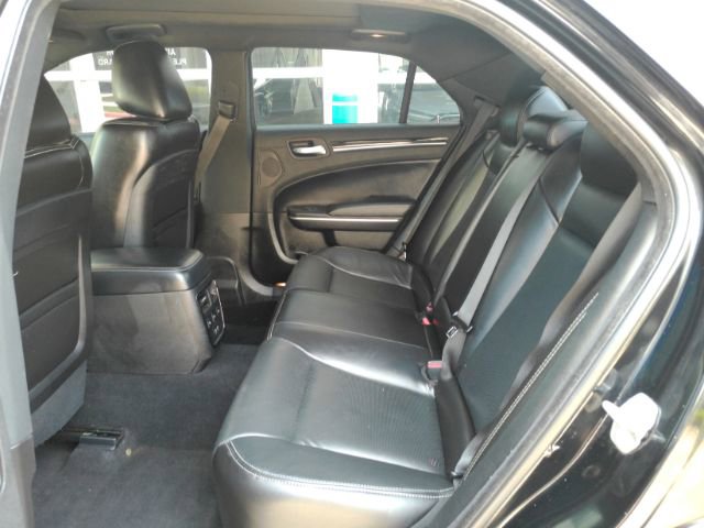 Used 2022 Chrysler 300 S w/ Comfort Group image 17
