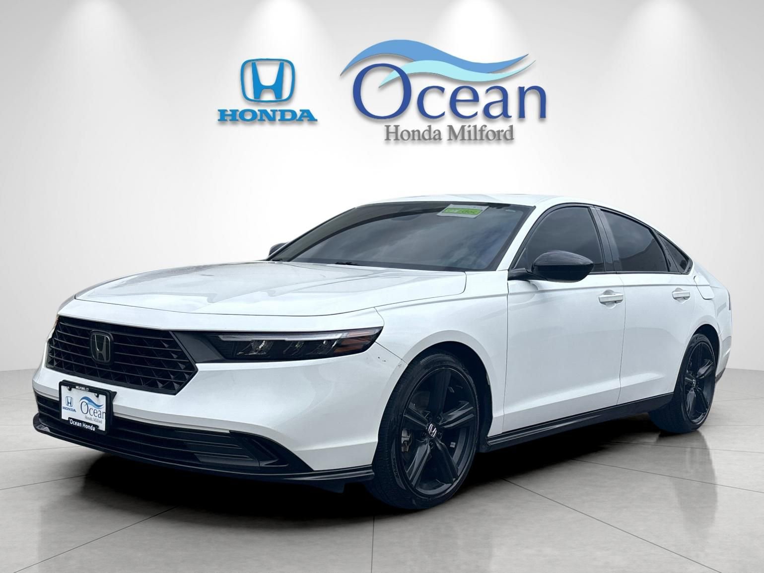 Used 2023 Honda Accord Sport image 7