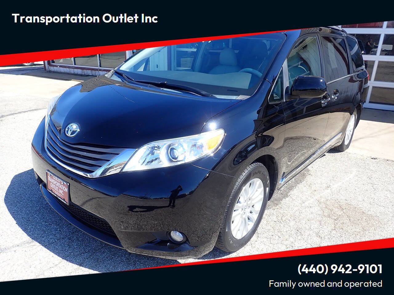 Used 2013 Toyota Sienna XLE FWD image 1