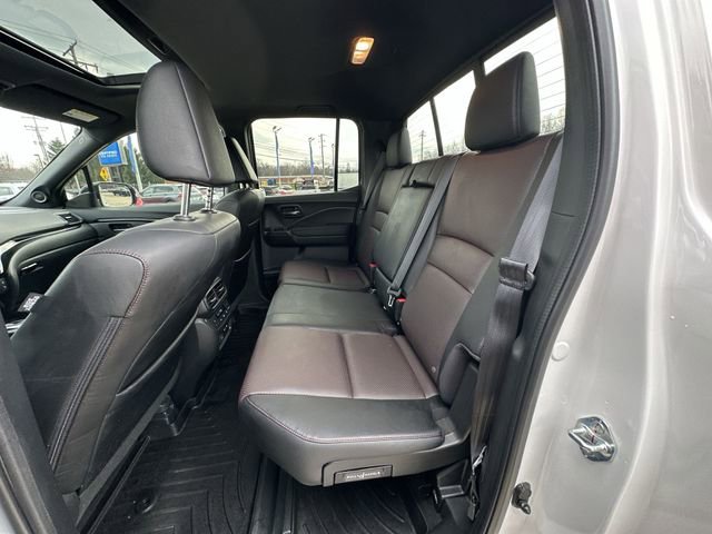 Used 2025 Honda Ridgeline Black Edition image 28