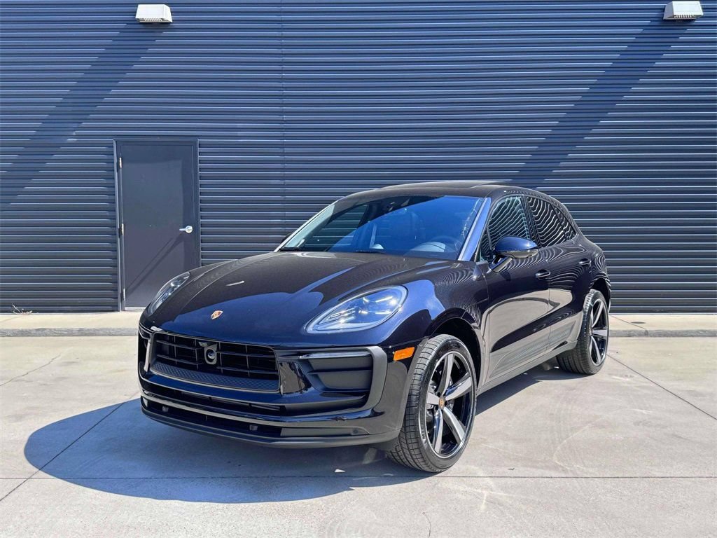 New 2025 Porsche Macan AWD/4WD image 1