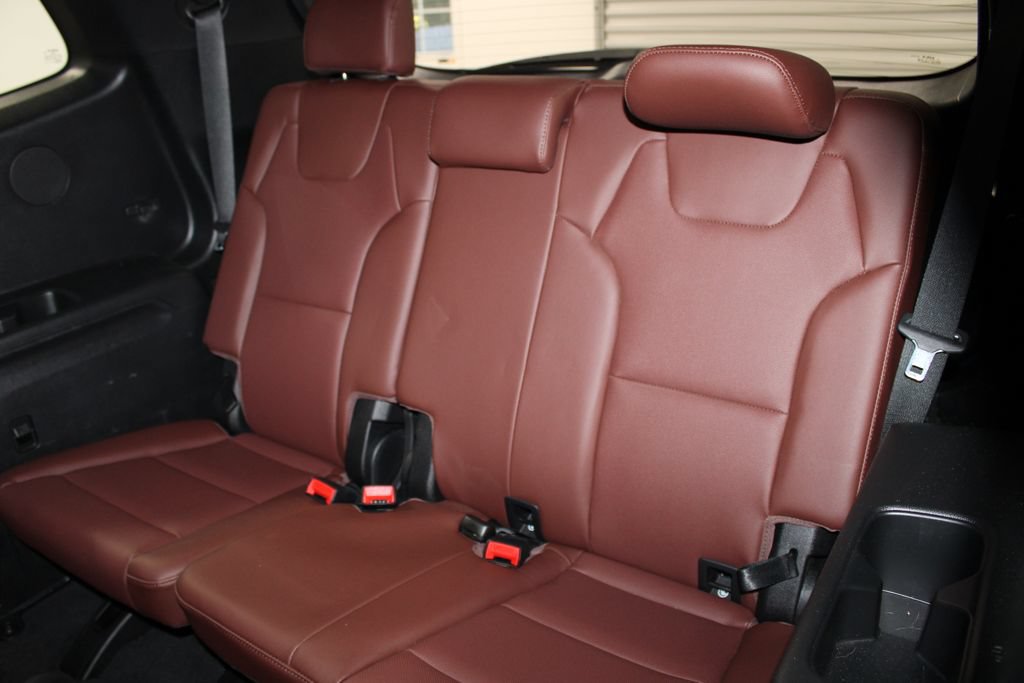 Used 2024 Kia Telluride EX FWD image 19