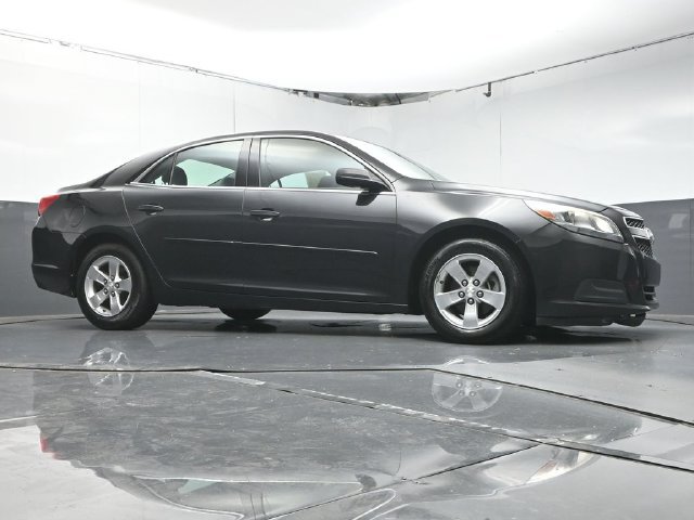 Used 2013 Chevrolet Malibu LS w/ Protection Package FWD image 24
