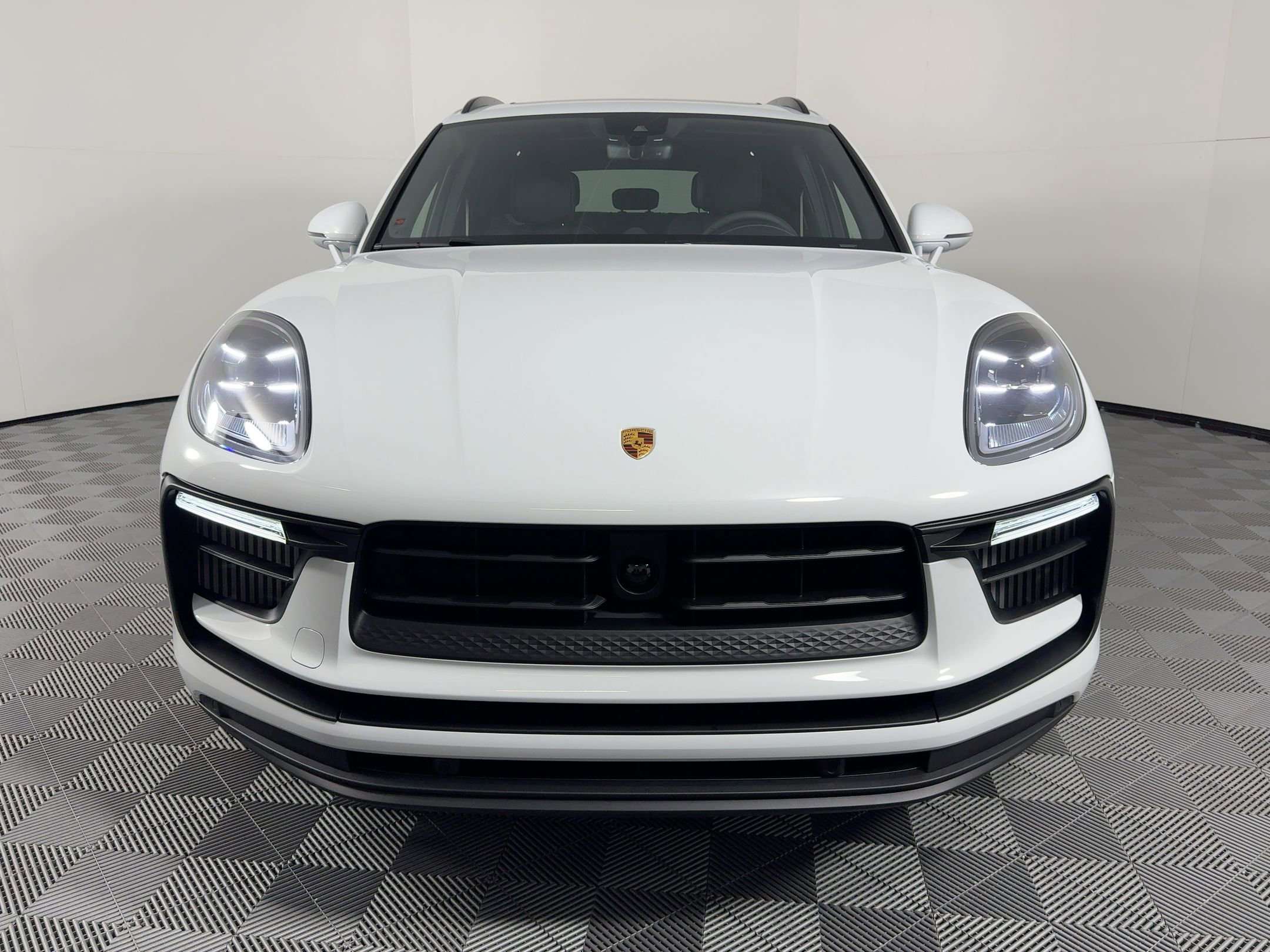 Used 2026 Porsche Macan S image 6