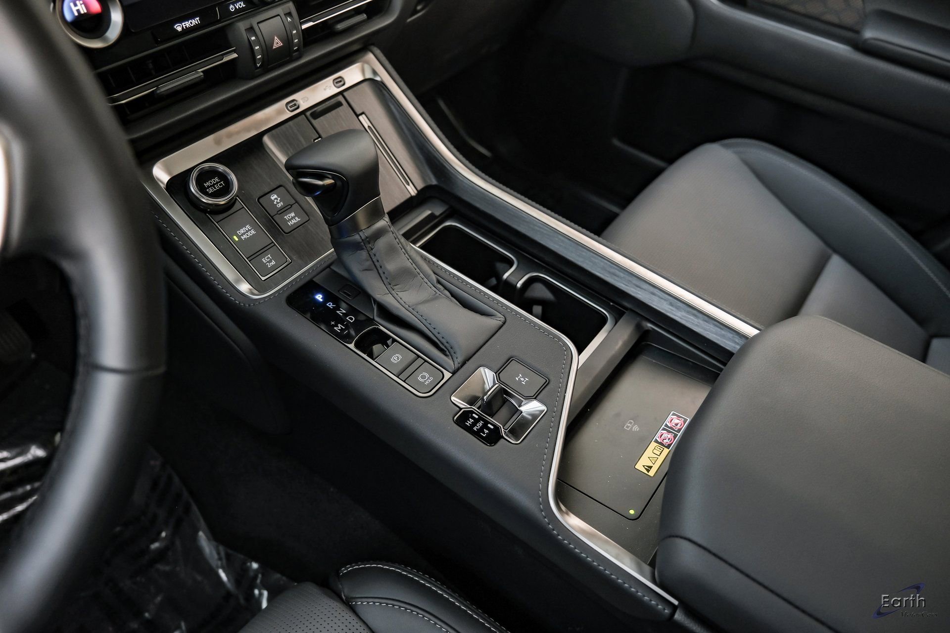 Used 2025 Lexus GX 550 550 Luxury+ HUD Vossen Wheels w/ Accessory Package (2T) image 41