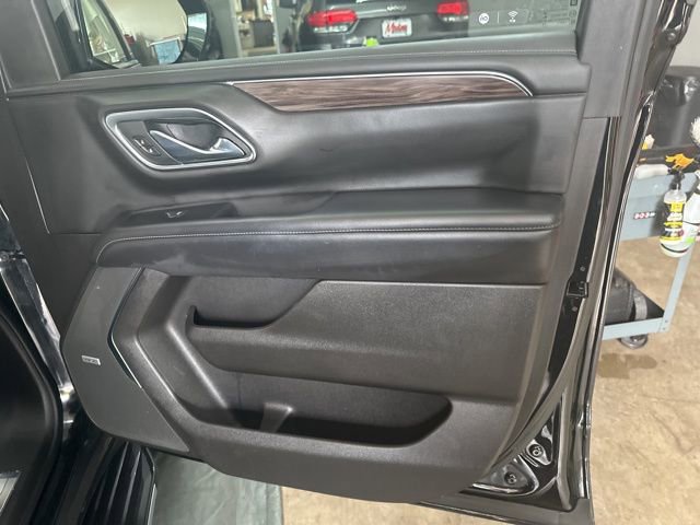 Used 2021 Chevrolet Tahoe LT w/ LT Signature Package AWD/4WD image 23