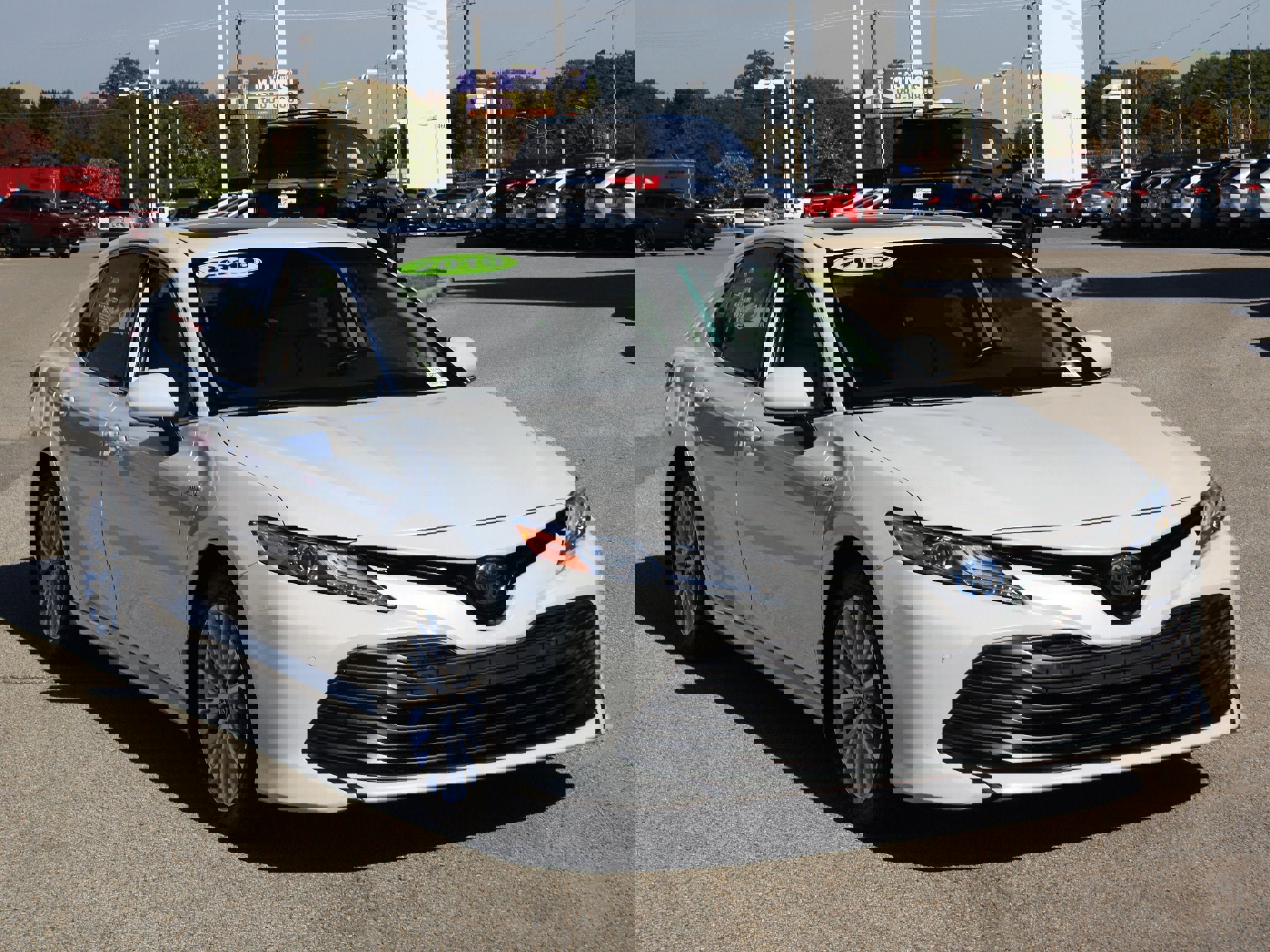 Used 2019 Toyota Camry XLE image 24