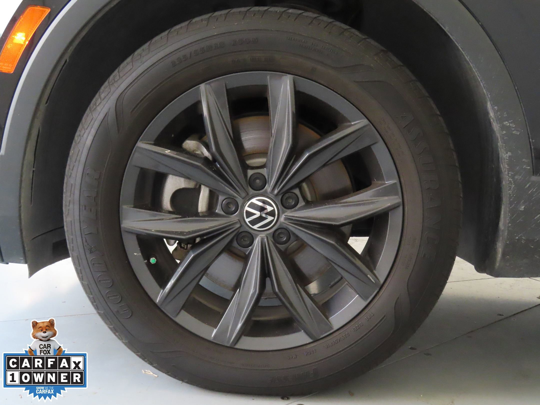 Used 2024 Volkswagen Tiguan SE FWD image 30