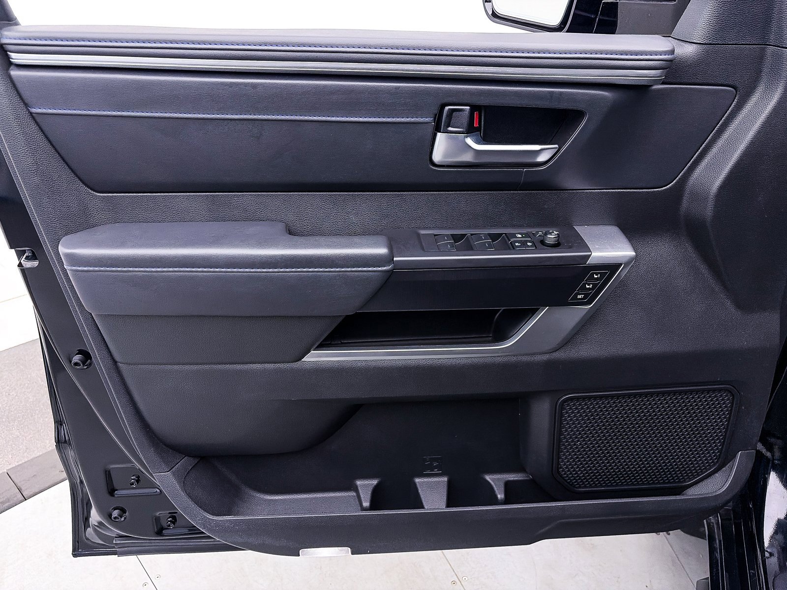 Used 2024 Toyota Tundra Platinum w/ TRD Off-Road Package image 18