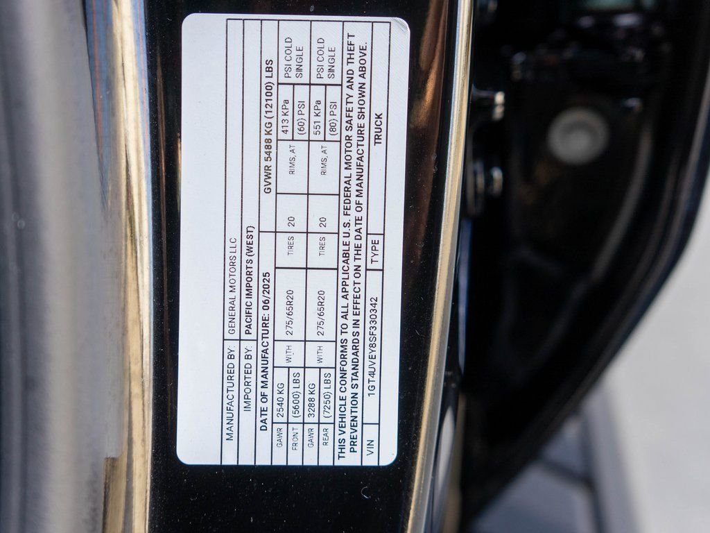 Used 2025 GMC Sierra 3500 AT4 w/ Technology Package image 40