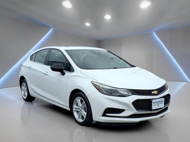 Used 2018 Chevrolet Cruze LT w/ Sun And Sound Package image 1