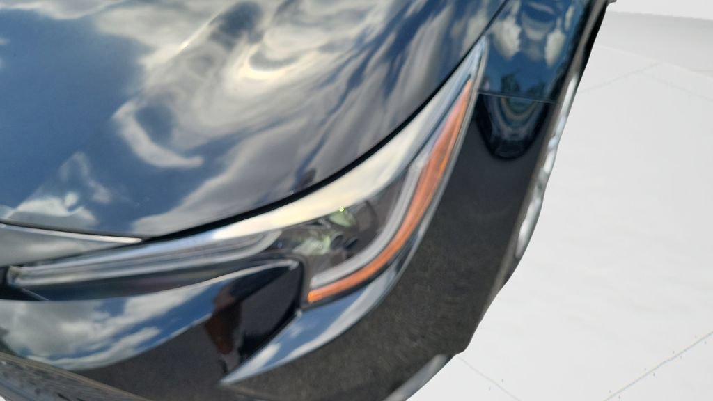 Used 2022 Toyota Corolla LE FWD image 25