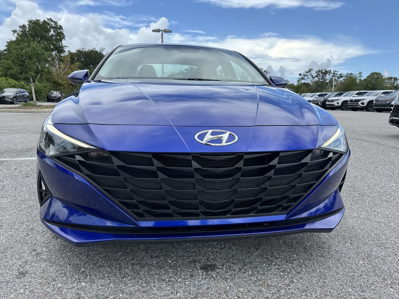 Used 2023 Hyundai Elantra SEL FWD image 17