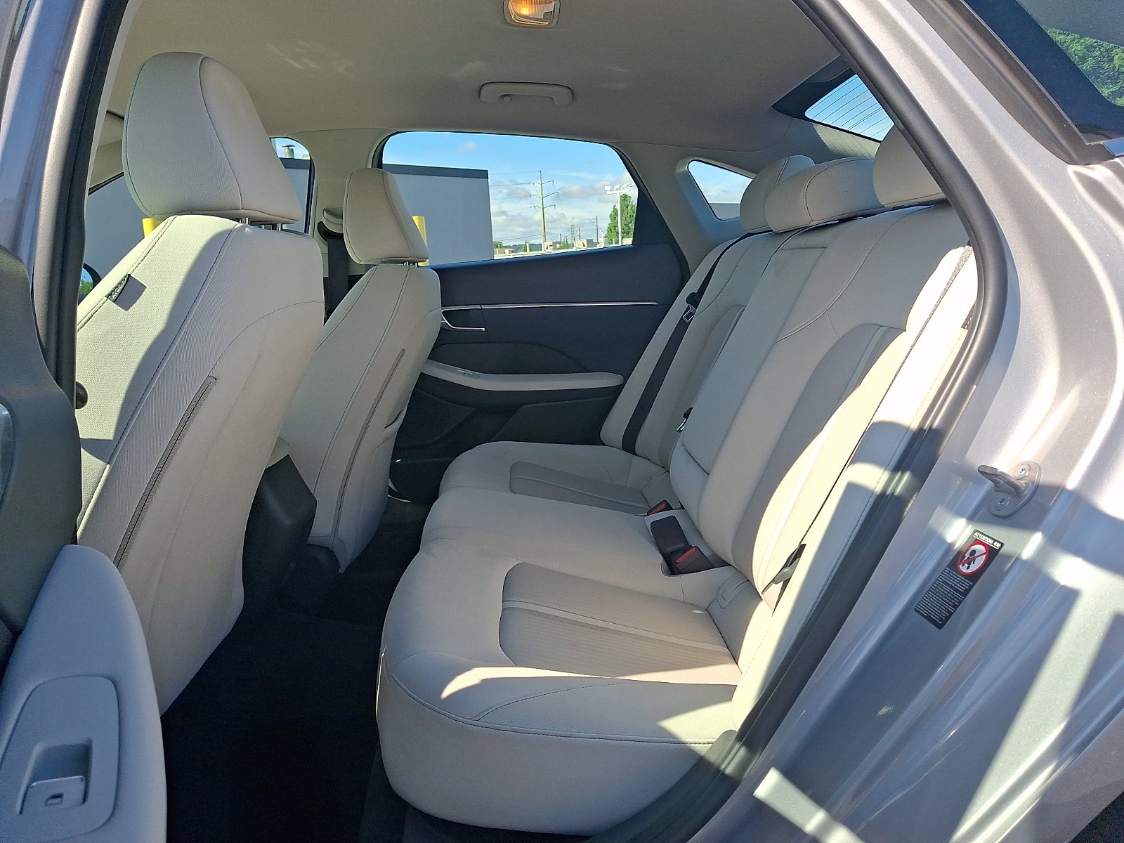 Certified 2023 Hyundai Sonata SEL FWD image 11