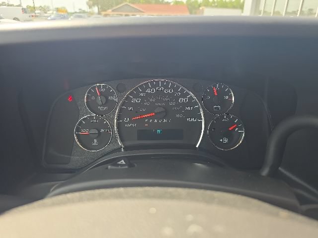 Used 2025 GMC Savana 3500 RWD image 13