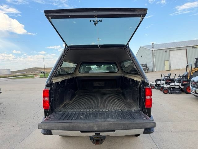 Used 2018 Chevrolet Silverado 3500 W/T AWD/4WD image 12