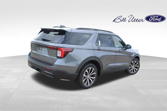 New 2026 Ford Explorer ST-Line image 3