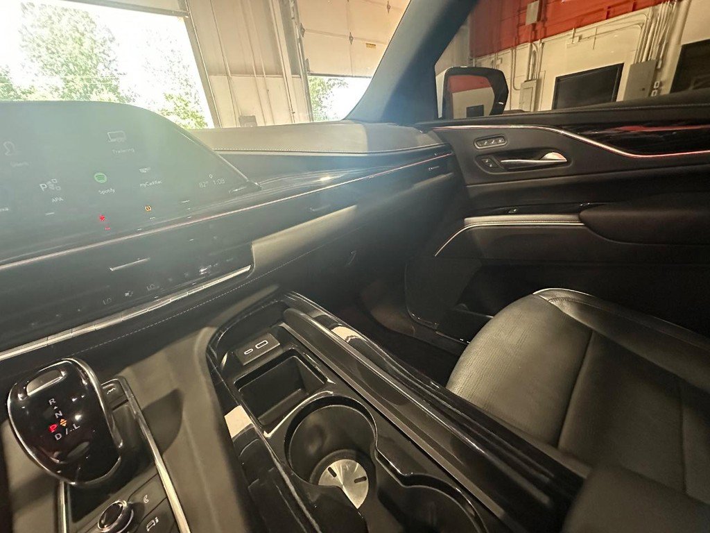 Used 2022 Cadillac Escalade Sport w/ Touring Package AWD/4WD image 29