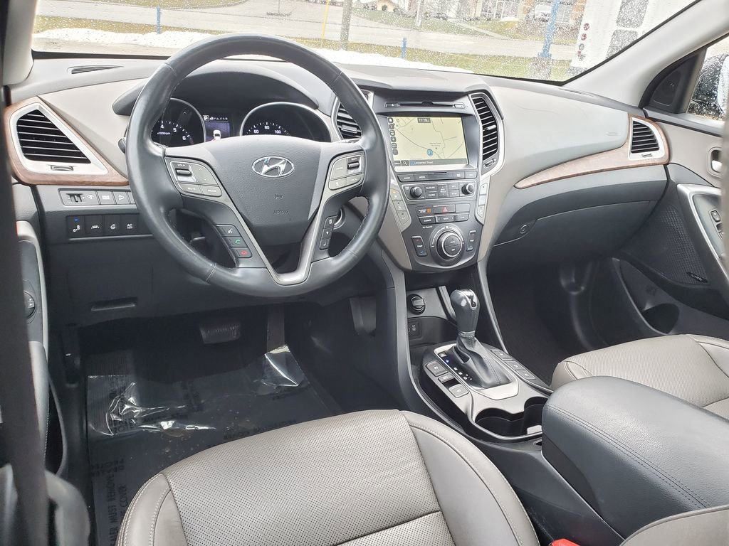 Used 2017 Hyundai Santa Fe SE w/ SE Ultimate Tech Package 03 image 7