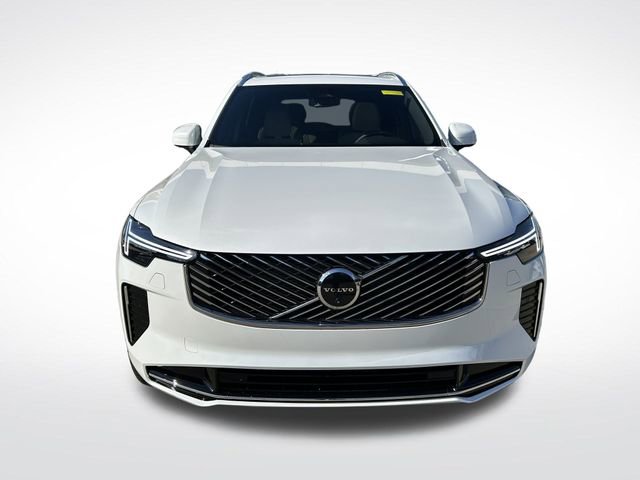New 2026 Volvo XC90 B6 Plus w/ Protection Package image 3