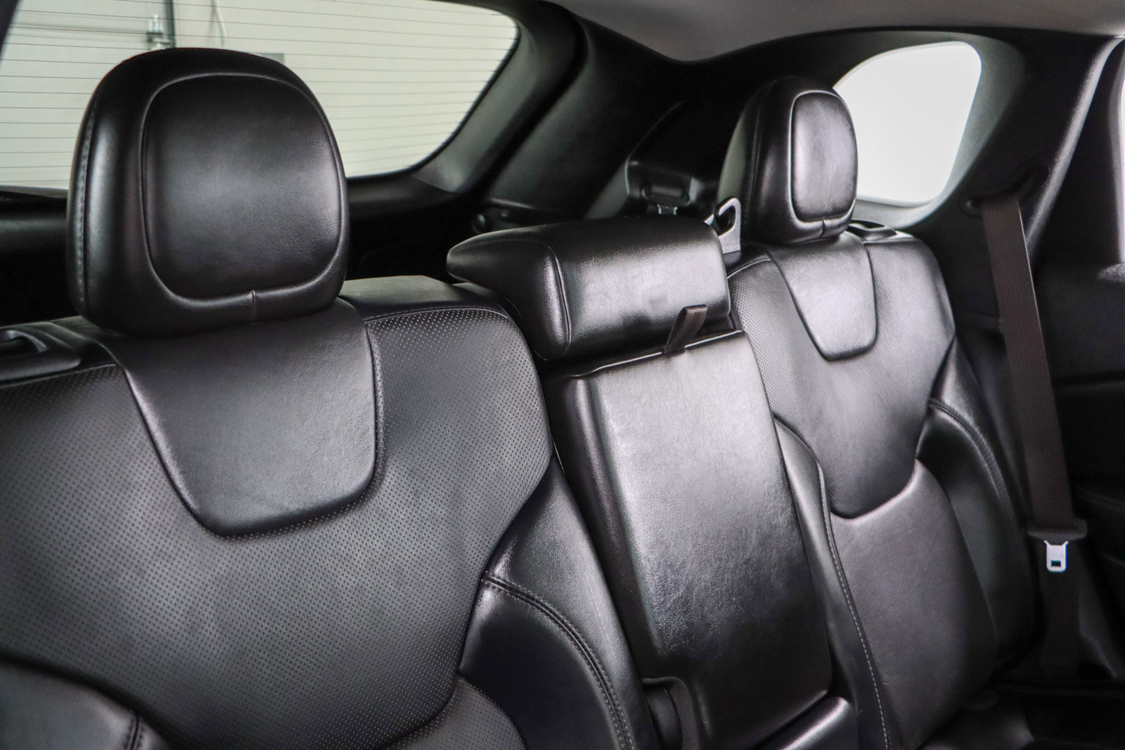 Used 2021 Jeep Cherokee Limited image 28