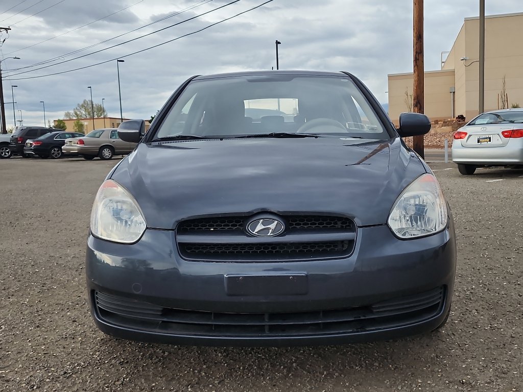 Used 2010 Hyundai Accent GS image 2