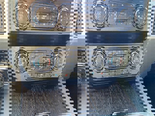 Used 2020 Ford F350 Lariat w/ Lariat Ultimate Package image 63