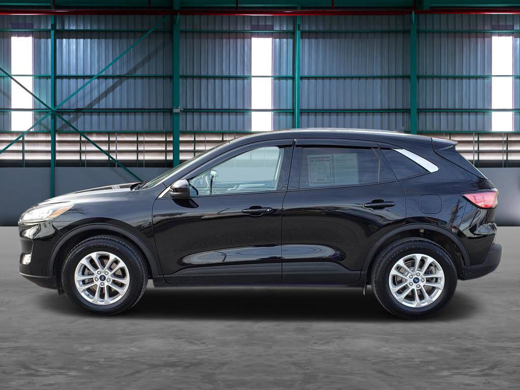 Used 2020 Ford Escape SE image 2