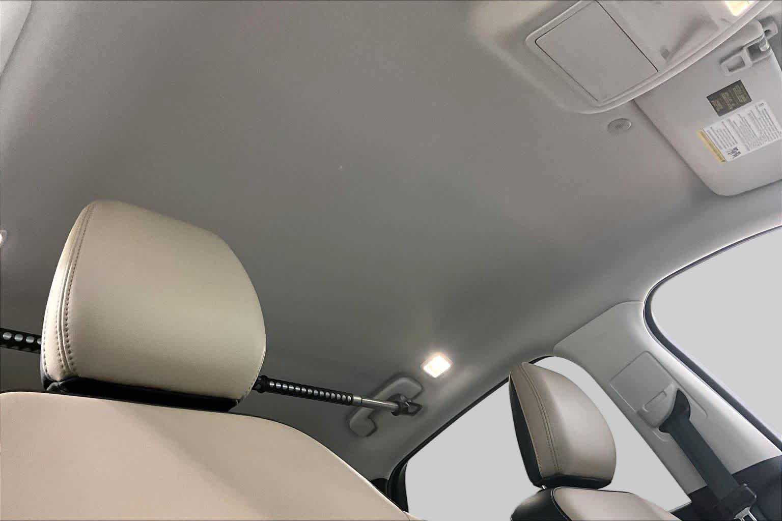 Used 2021 Ford Escape SEL FWD image 14