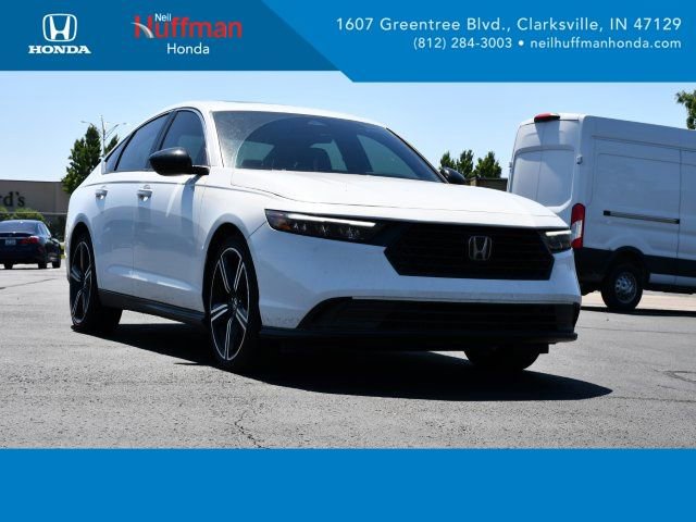 Used 2024 Honda Accord Sport image 1