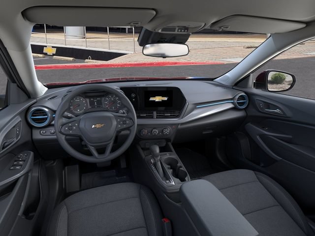 New 2026 Chevrolet Trax LS w/ LS Convenience Package FWD image 15