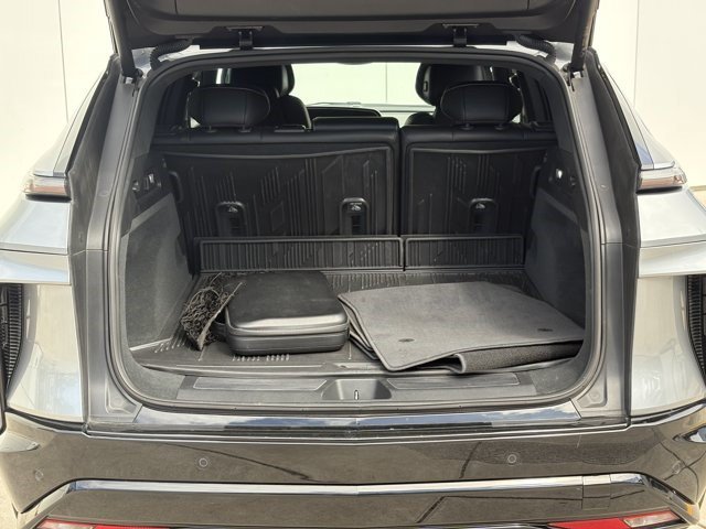 Certified 2024 Cadillac Lyriq Sport w/ LPO, Floor Liner Package AWD/4WD image 9
