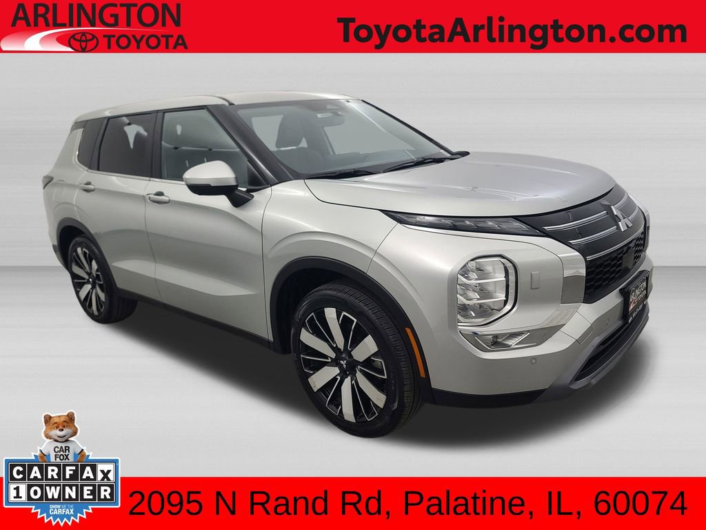 Used 2025 Mitsubishi Outlander SE