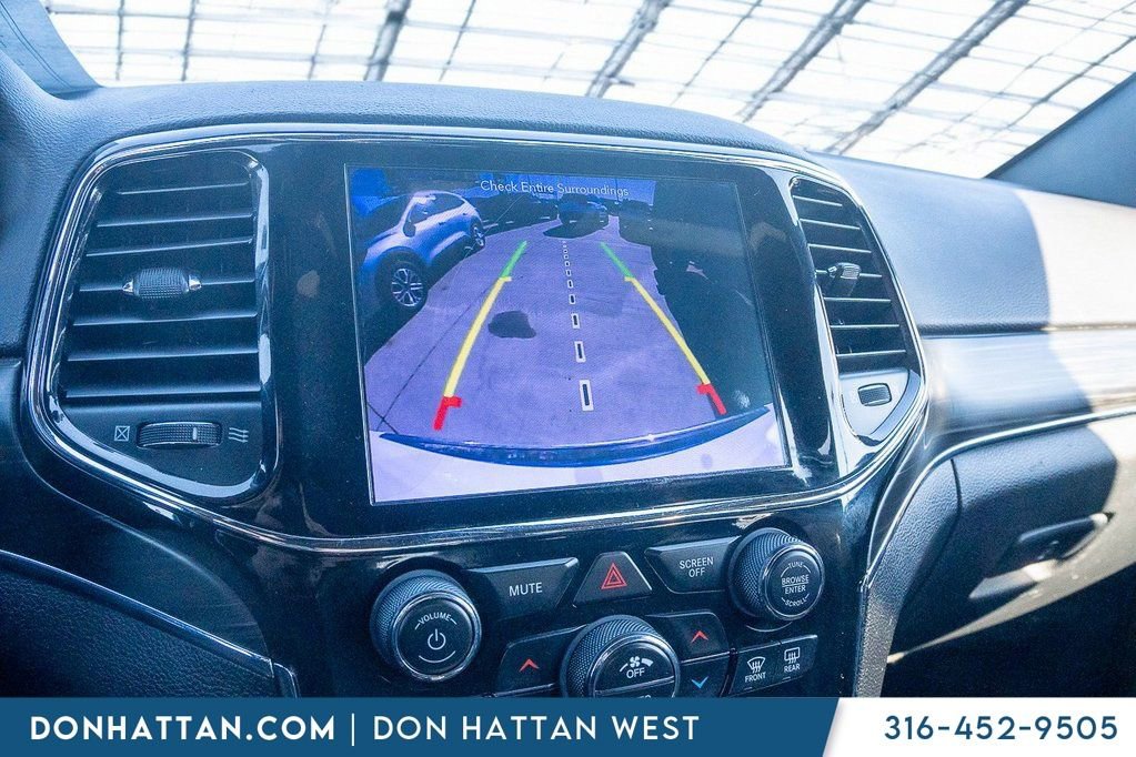Used 2019 Jeep Grand Cherokee Limited image 6
