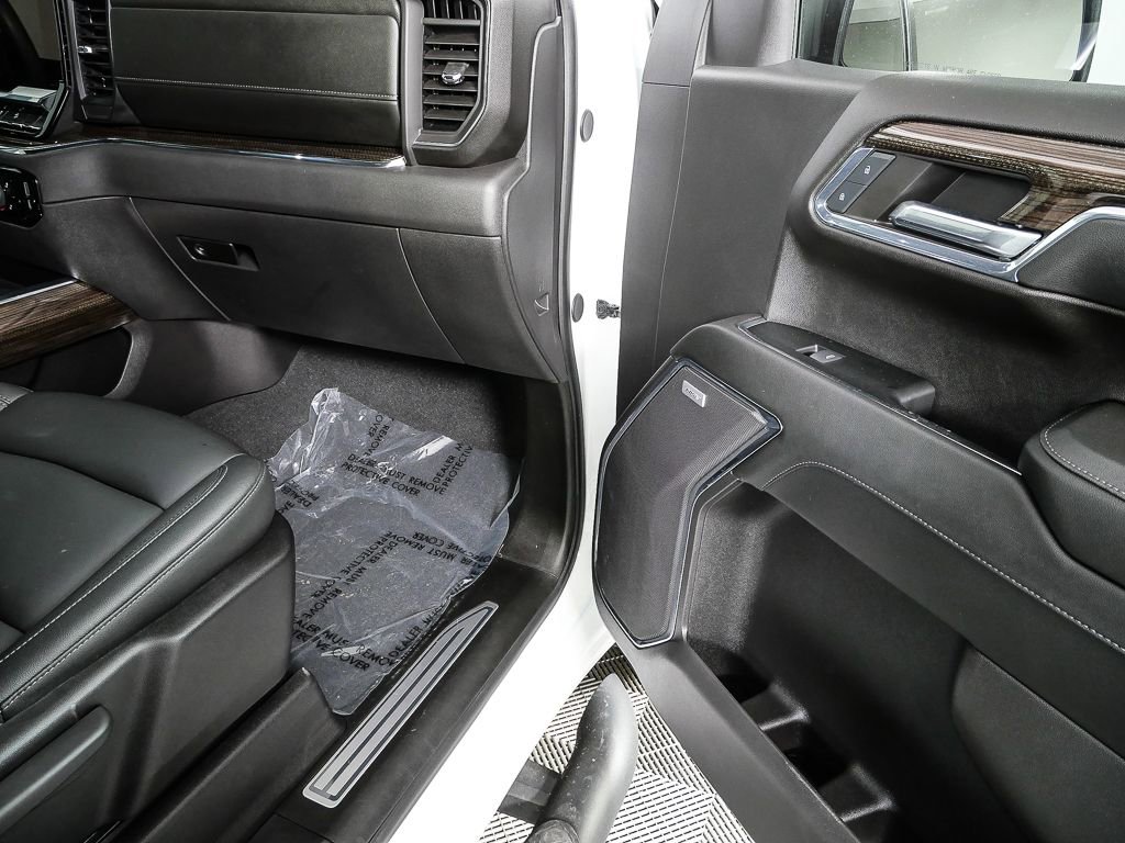 Used 2024 Chevrolet Silverado 1500 LT Trail Boss w/ Convenience Package II image 24