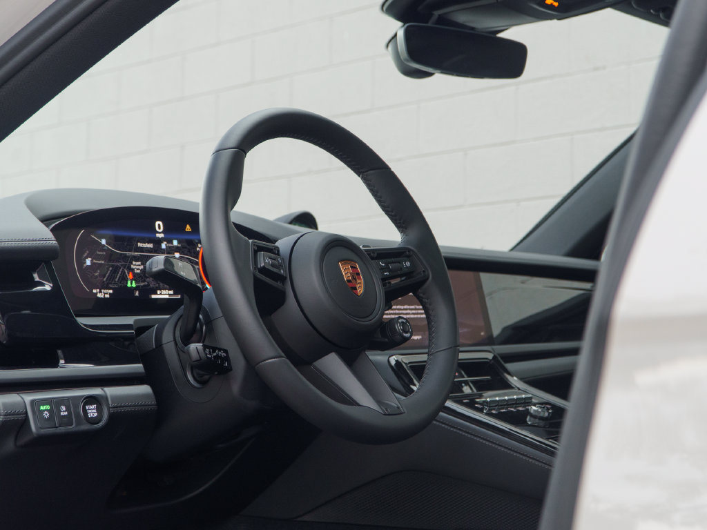 Used 2026 Porsche Panamera 4 AWD/4WD image 4