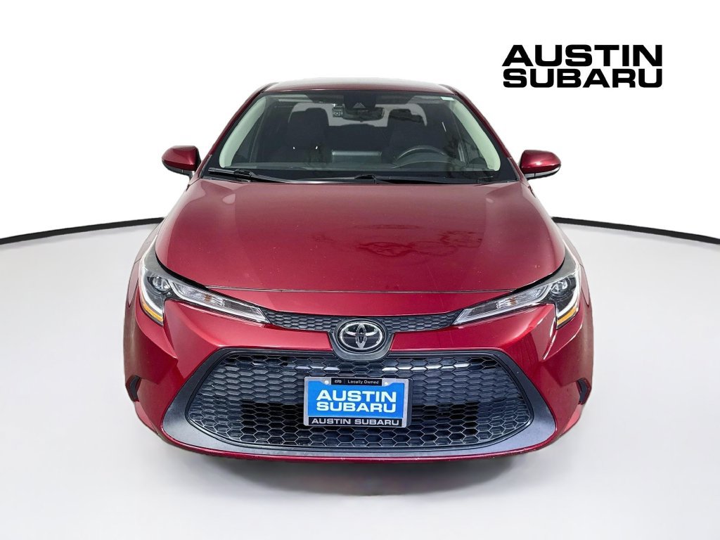 Used 2022 Toyota Corolla LE FWD image 2