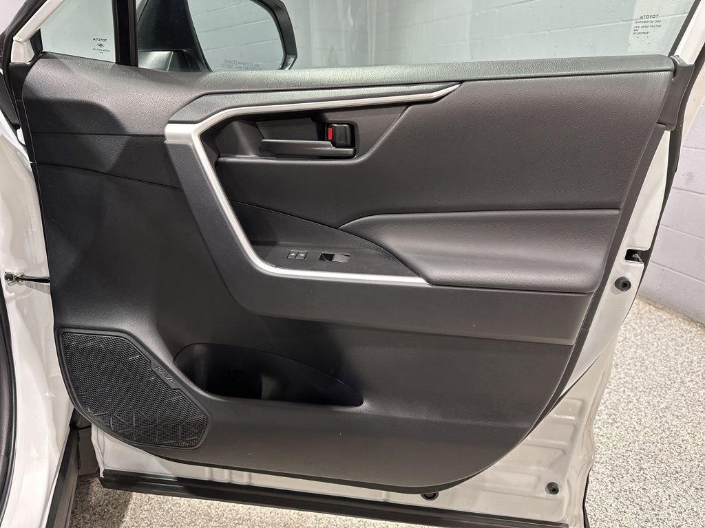 Certified 2025 Toyota RAV4 LE image 17