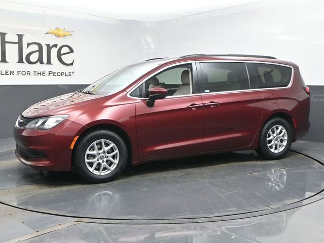 Used 2021 Chrysler Voyager Lxi image 32