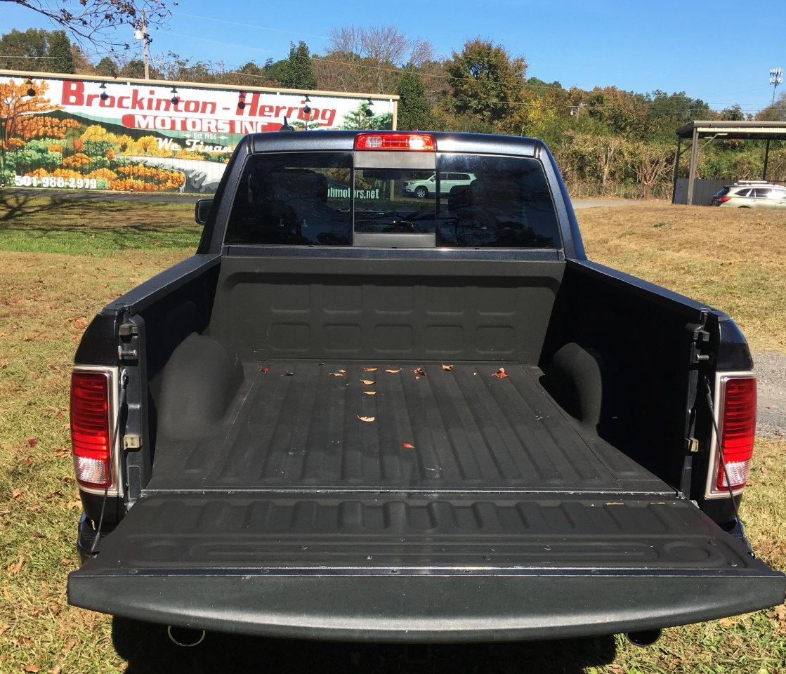 Used 2016 RAM 1500 Laramie w/ Convenience Group image 34