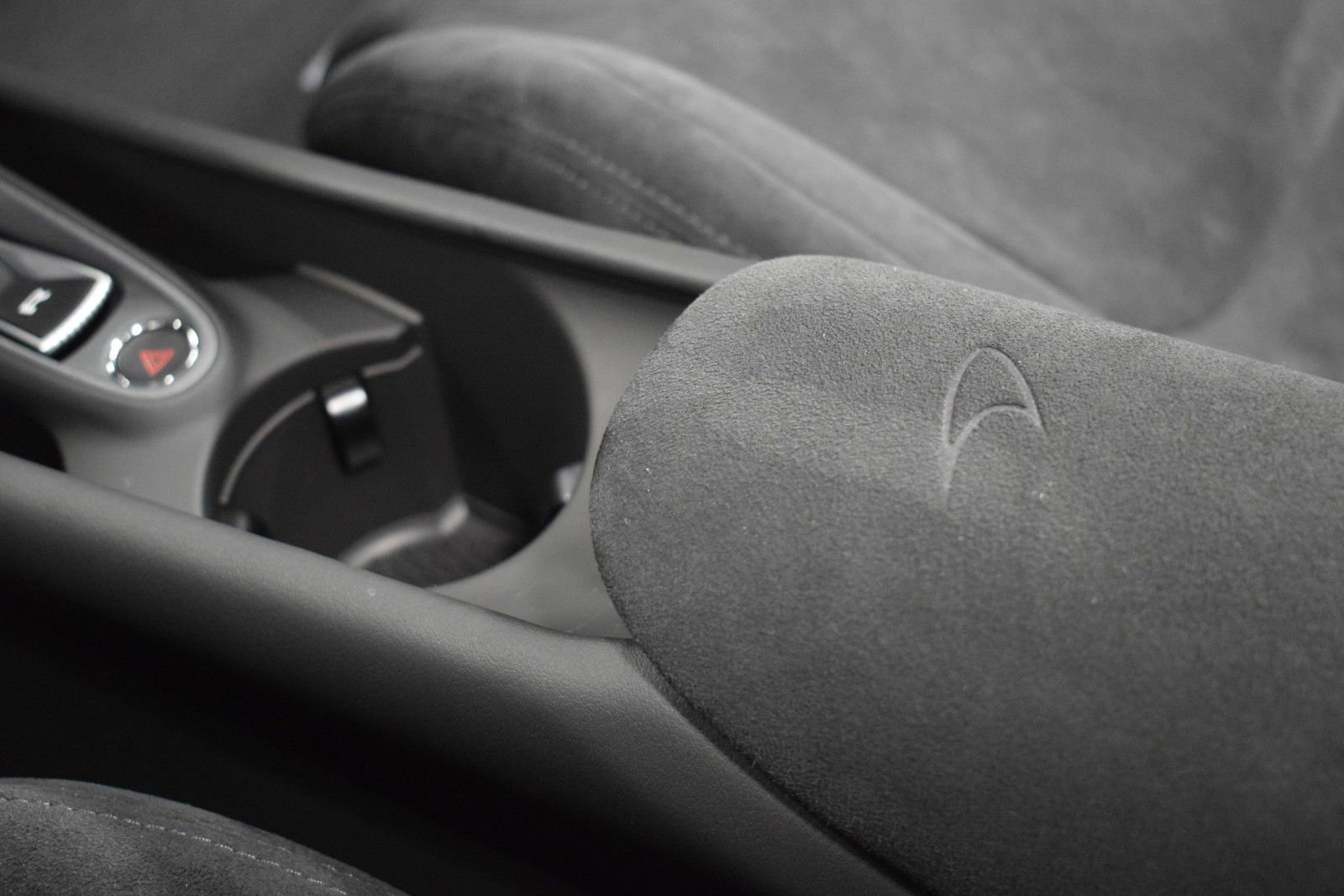 New 2026 McLaren Artura Spider image 34