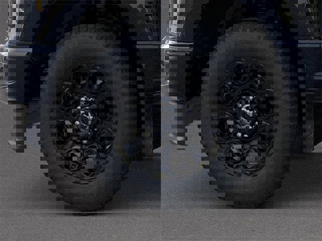 New 2025 Ford F350 Lariat w/ Black Appearance Package image 19