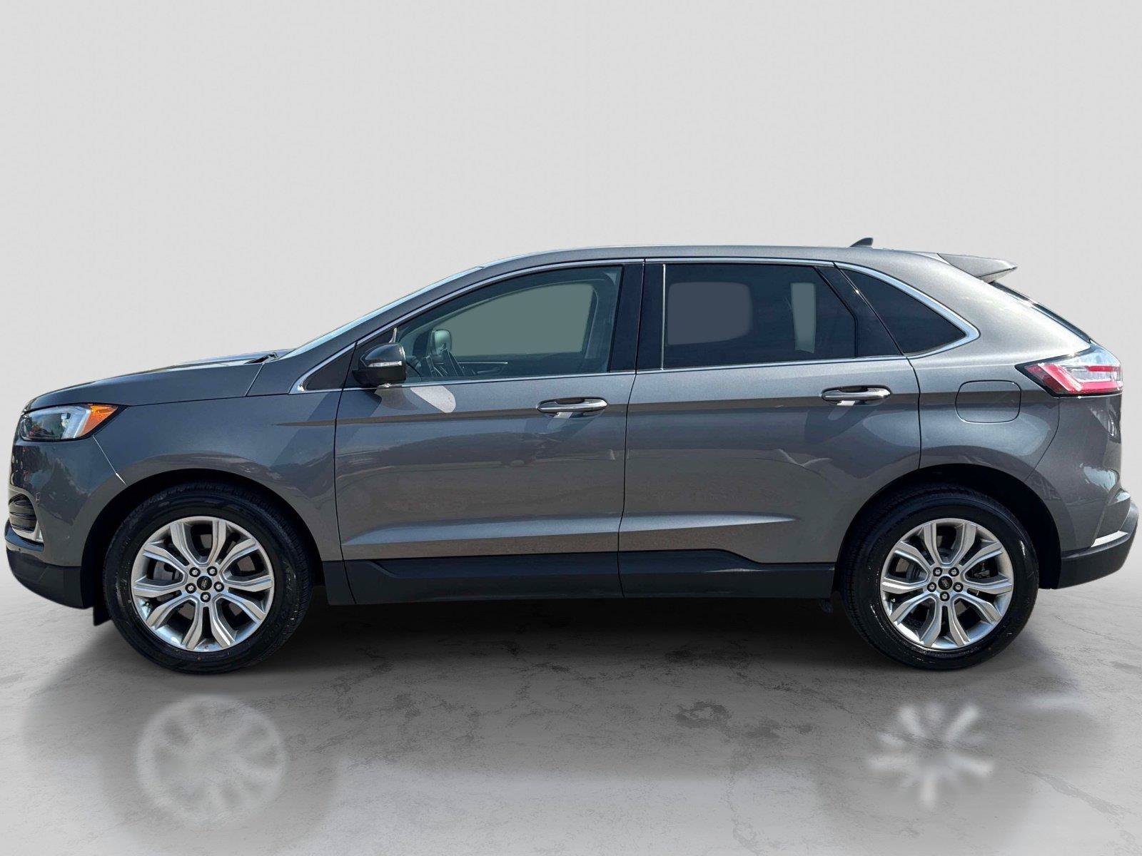Used 2024 Ford Edge Titanium AWD/4WD image 8