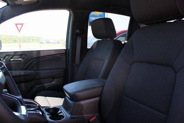 New 2026 GMC Canyon Elevation w/ Convenience Package RWD image 8