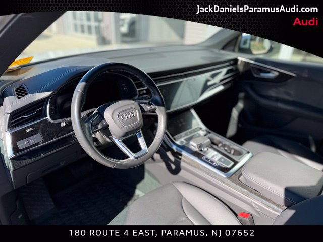 Used 2023 Audi Q8 Premium Plus AWD/4WD image 12